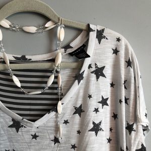Torrid Hi-Low Flowing Top Stars and Stripes Size 1